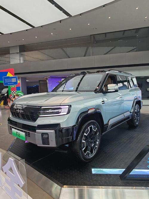 东莞石排镇佰创威企业管理咨询比亚迪方程豹硬派越野的爆款，英菲尼迪35周年与你共成长